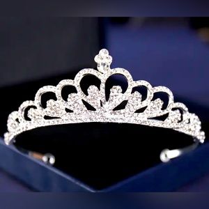 Crown tiara headband rhinestone -steel/solid